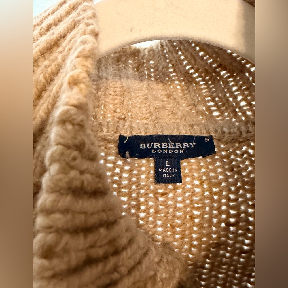 Burberry Camel Plaid Turtleneck Sweater with Black Check - Picture 4 of 9